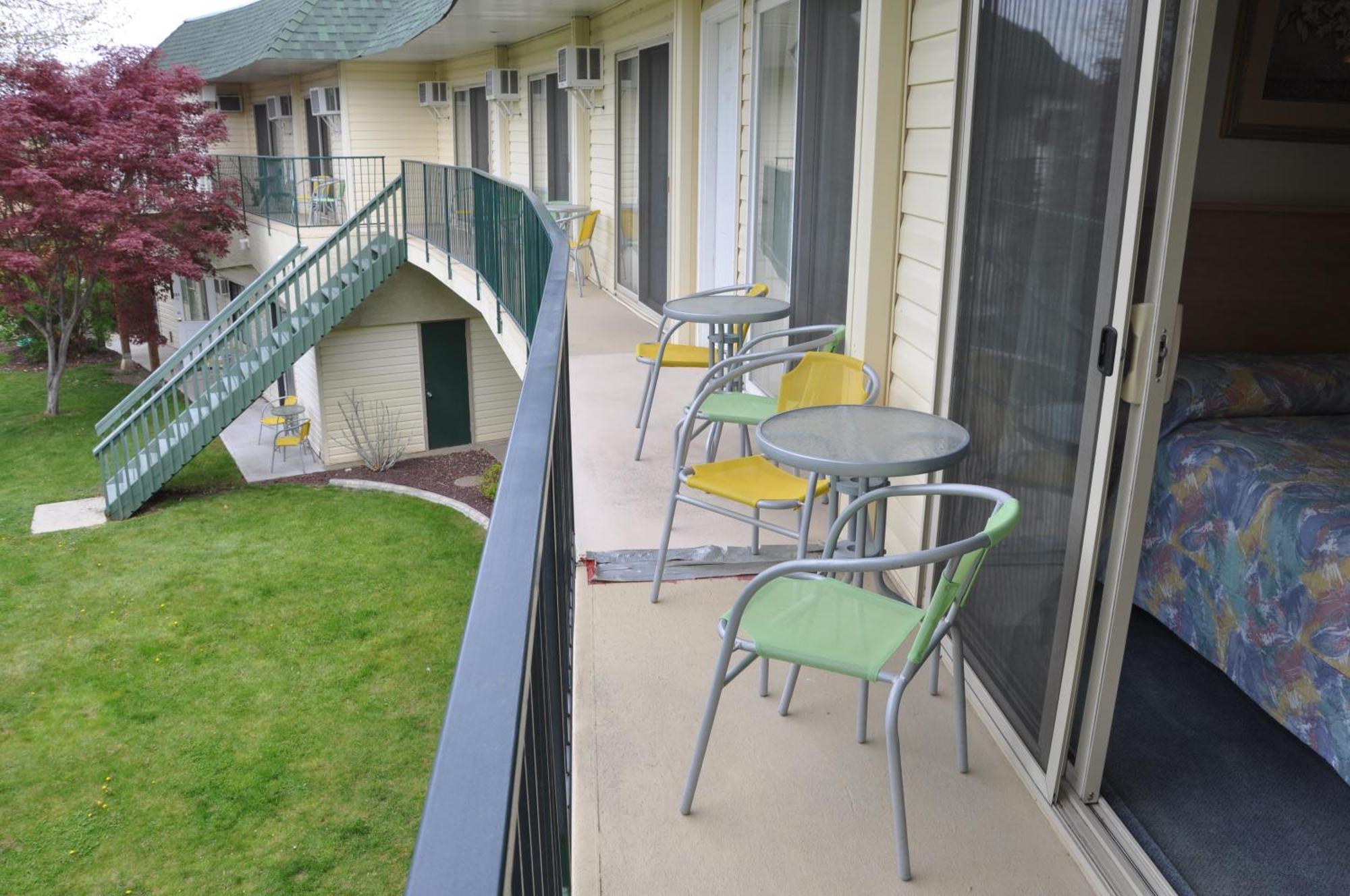 Summerland Motel Экстерьер фото