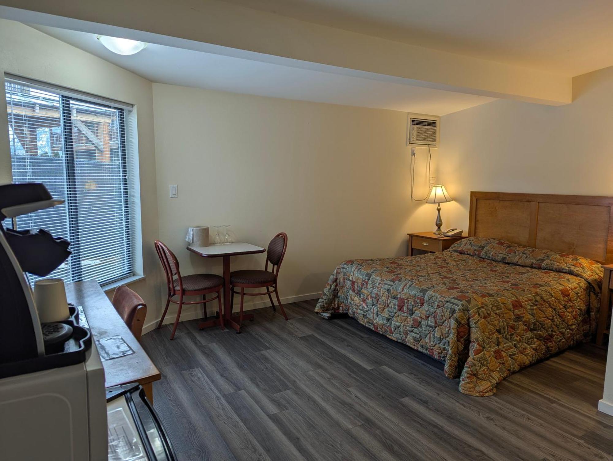 Summerland Motel Экстерьер фото