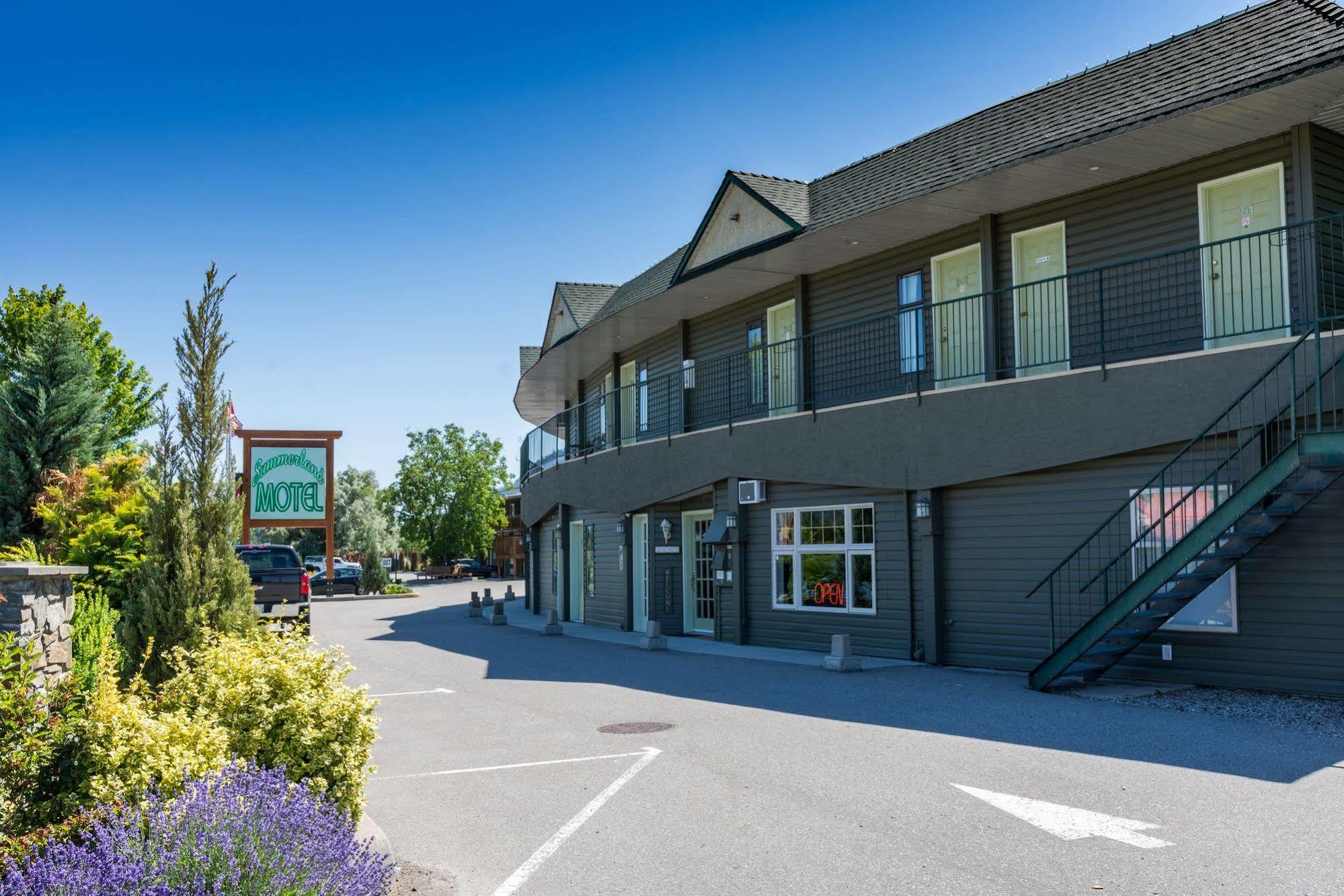 Summerland Motel Экстерьер фото