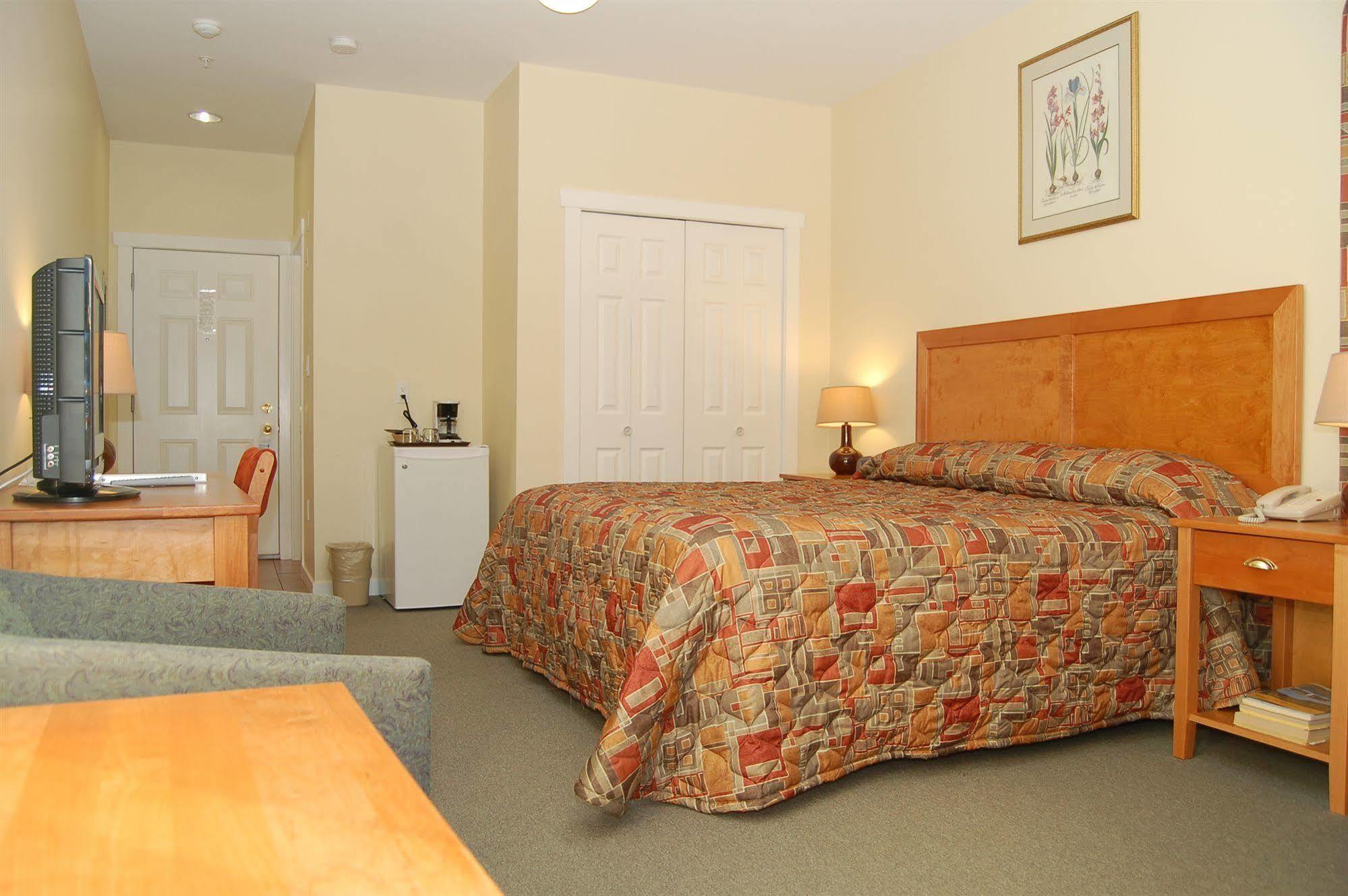 Summerland Motel Экстерьер фото